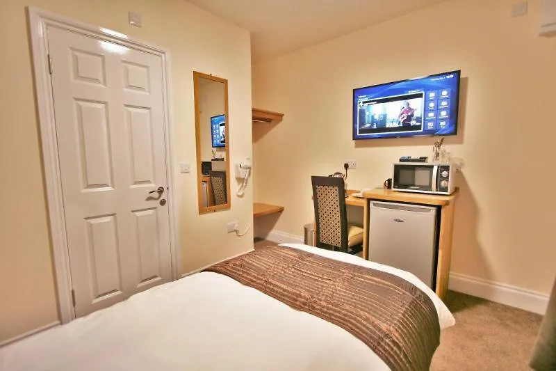 Central Studios Gloucester Place By Roomsbooked 첼튼엄 영국