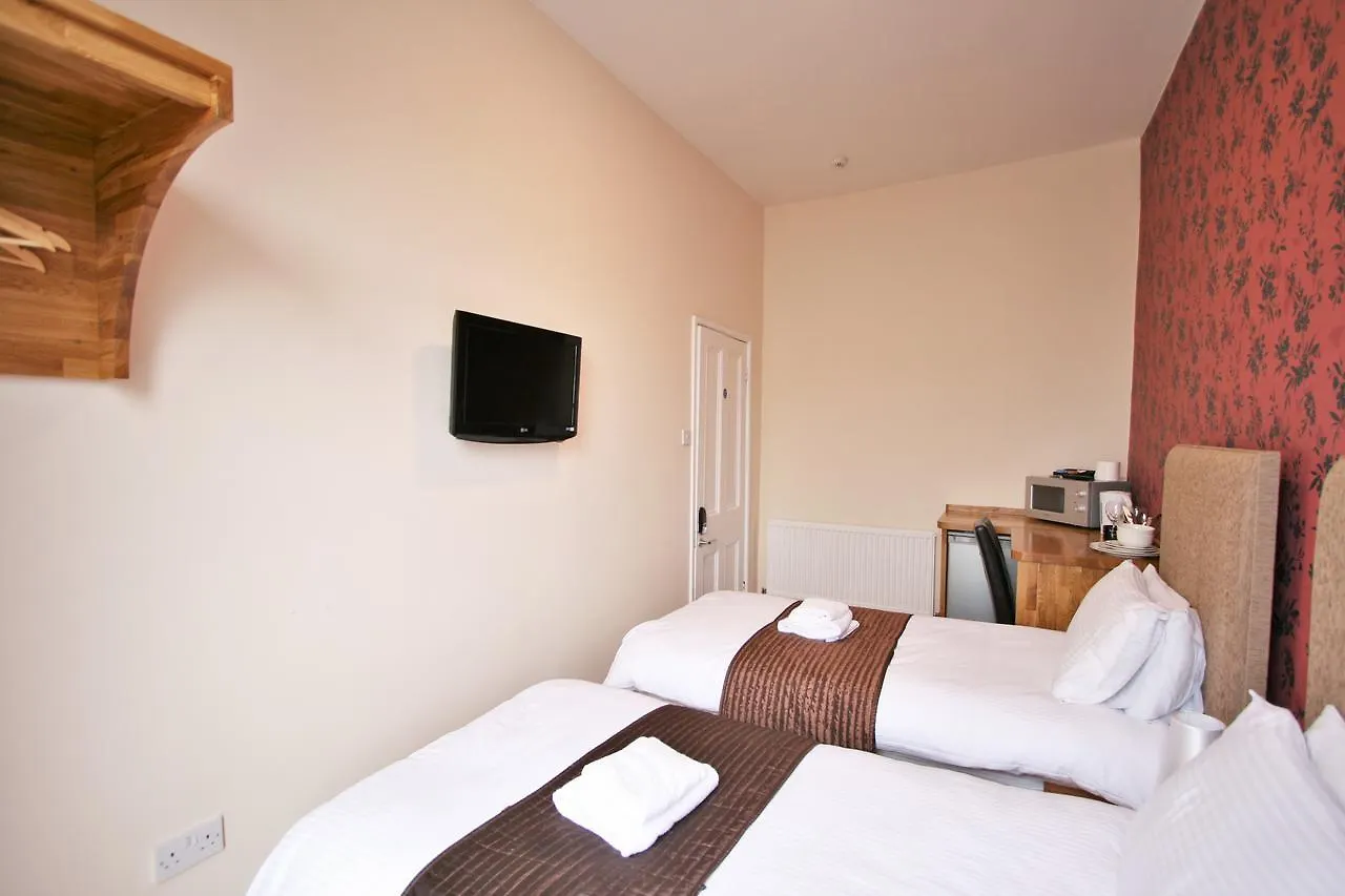 호텔 Central Studios Gloucester Place By Roomsbooked 첼튼엄