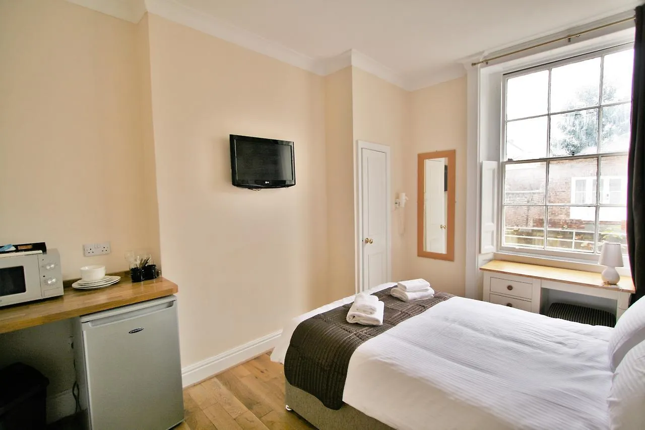 Central Studios Gloucester Place By Roomsbooked 첼튼엄 영국